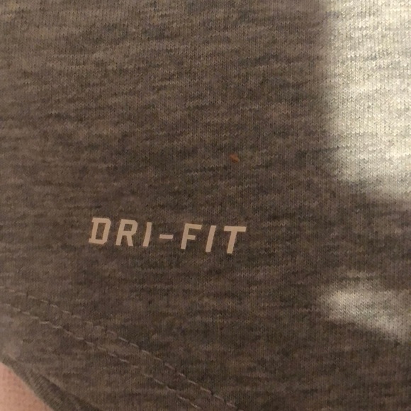 Nike reflective running tank - Picture 4 of 5